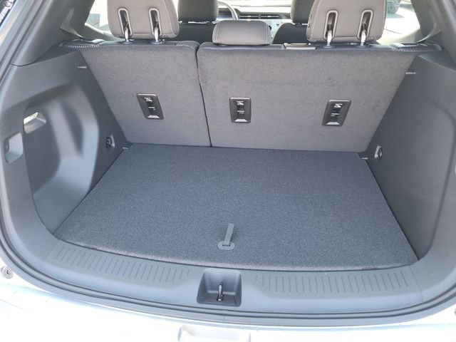 2027 Chevrolet Bolt LT - Photo 23