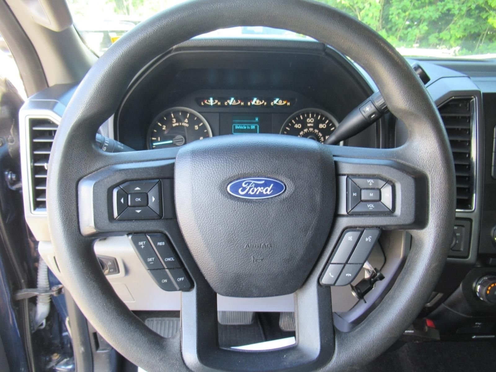 Used 2018 Blue Ford XLT image 23