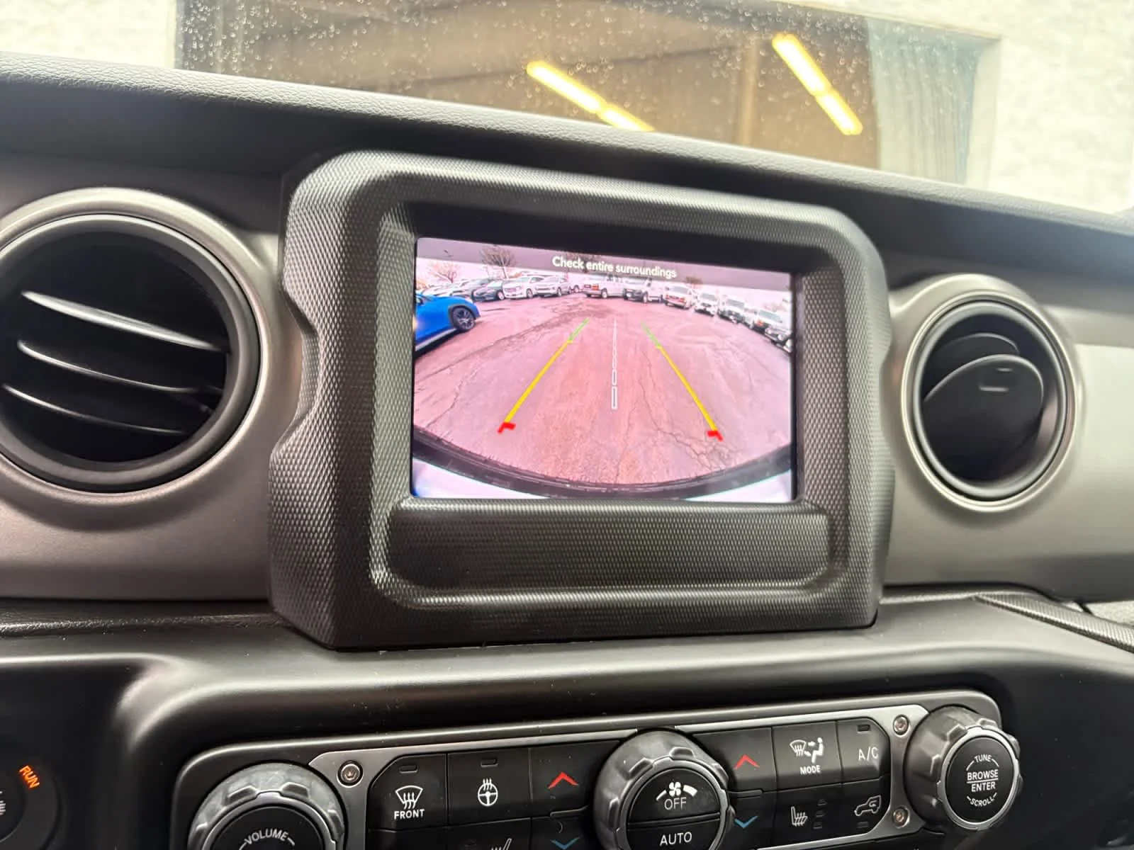 Used 2022 Black Clearcoat Jeep Sport S image 21