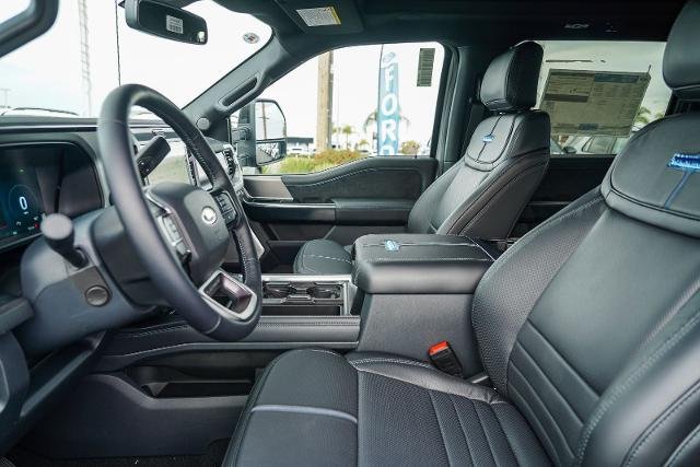 2026 Ford F-350 Super Duty Platinum - Photo 46