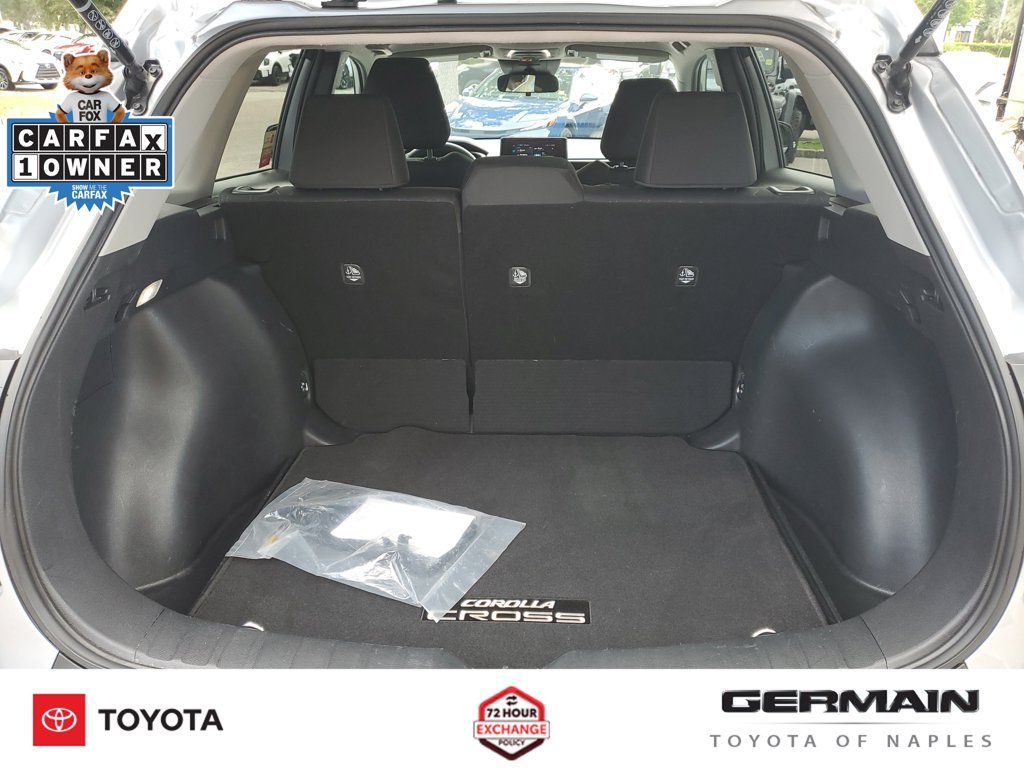 Used 2025 Silver Toyota LE image 23
