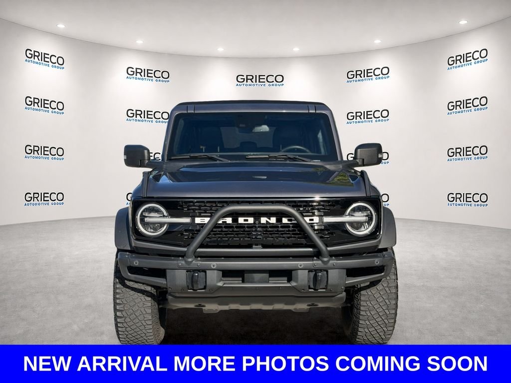 Used 2022 Gray Ford Wildtrak image 2