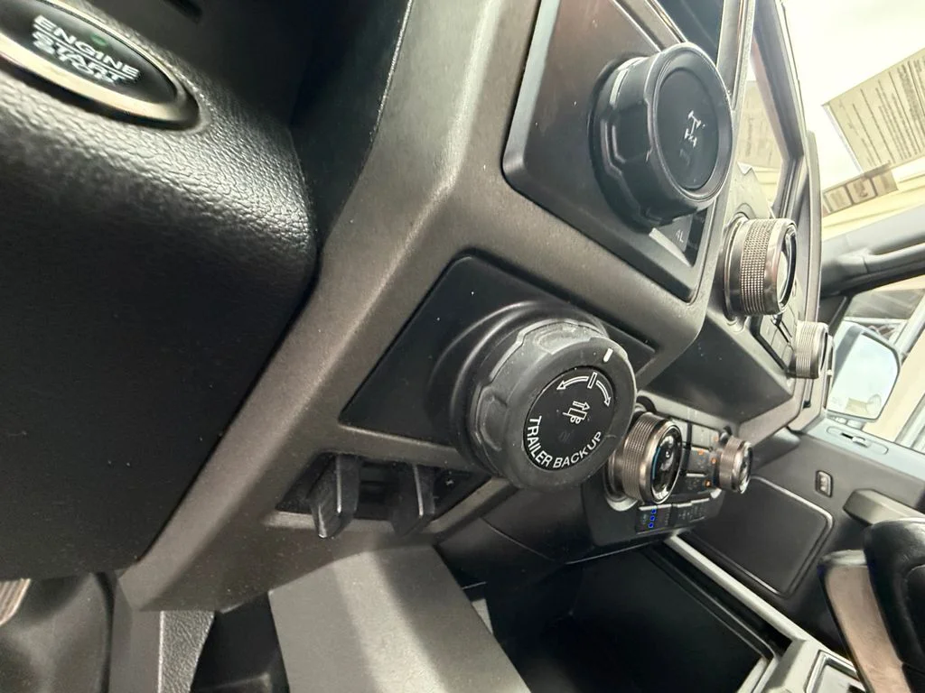 Used 2020 White Ford Raptor image 23