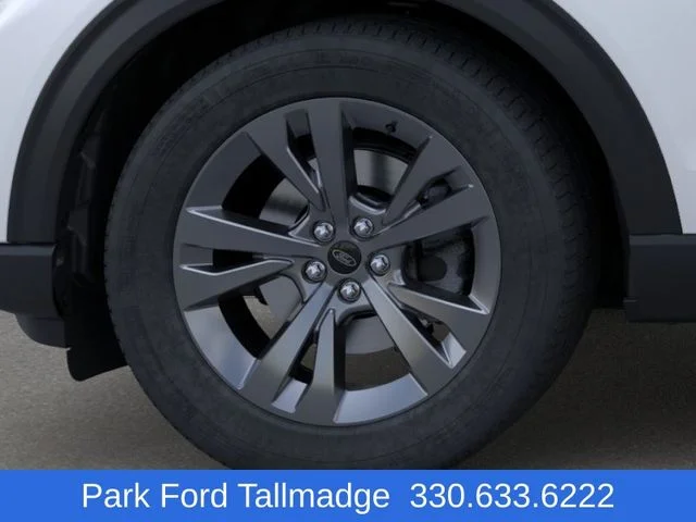 New 2026 Star White Metallic Tri-Coat Ford Active image 19