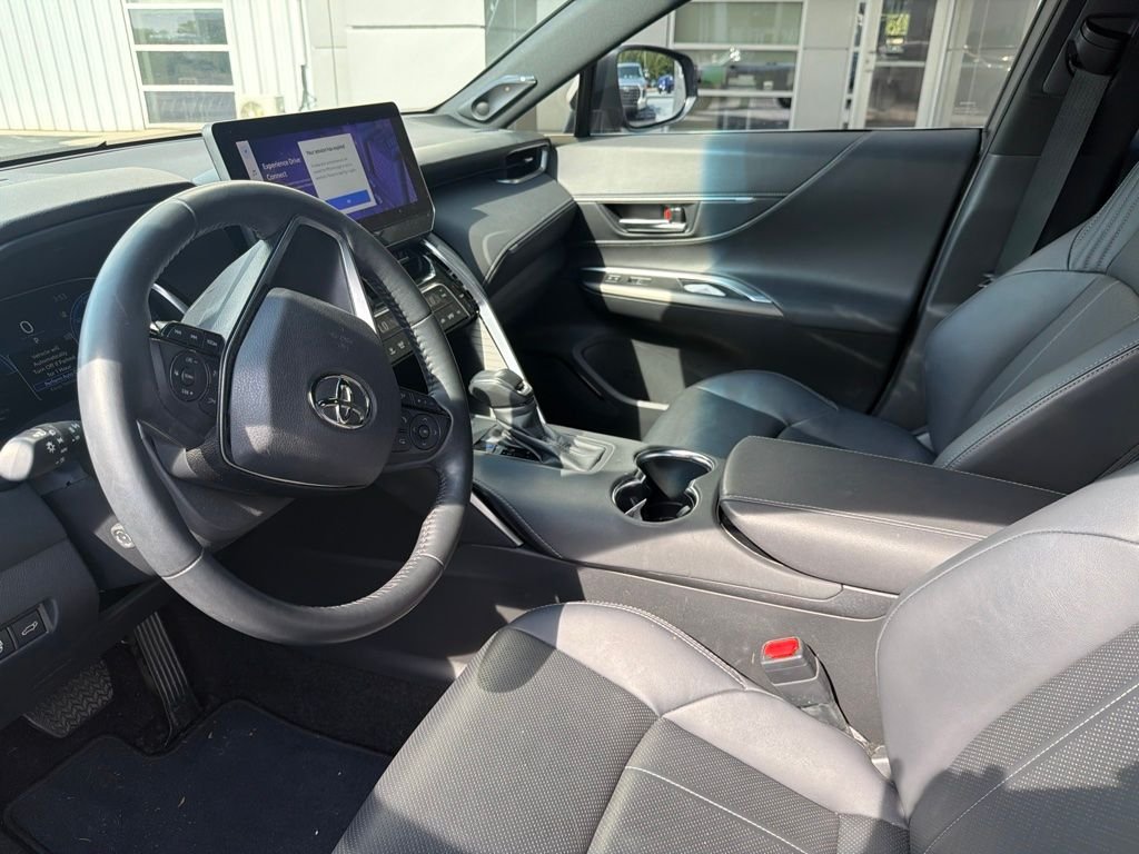 Used 2024 Gold Toyota Limited image 3