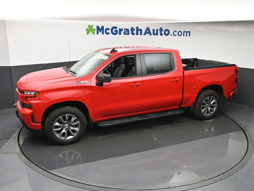 Certified Used 2021 Red Chevrolet RST image 20