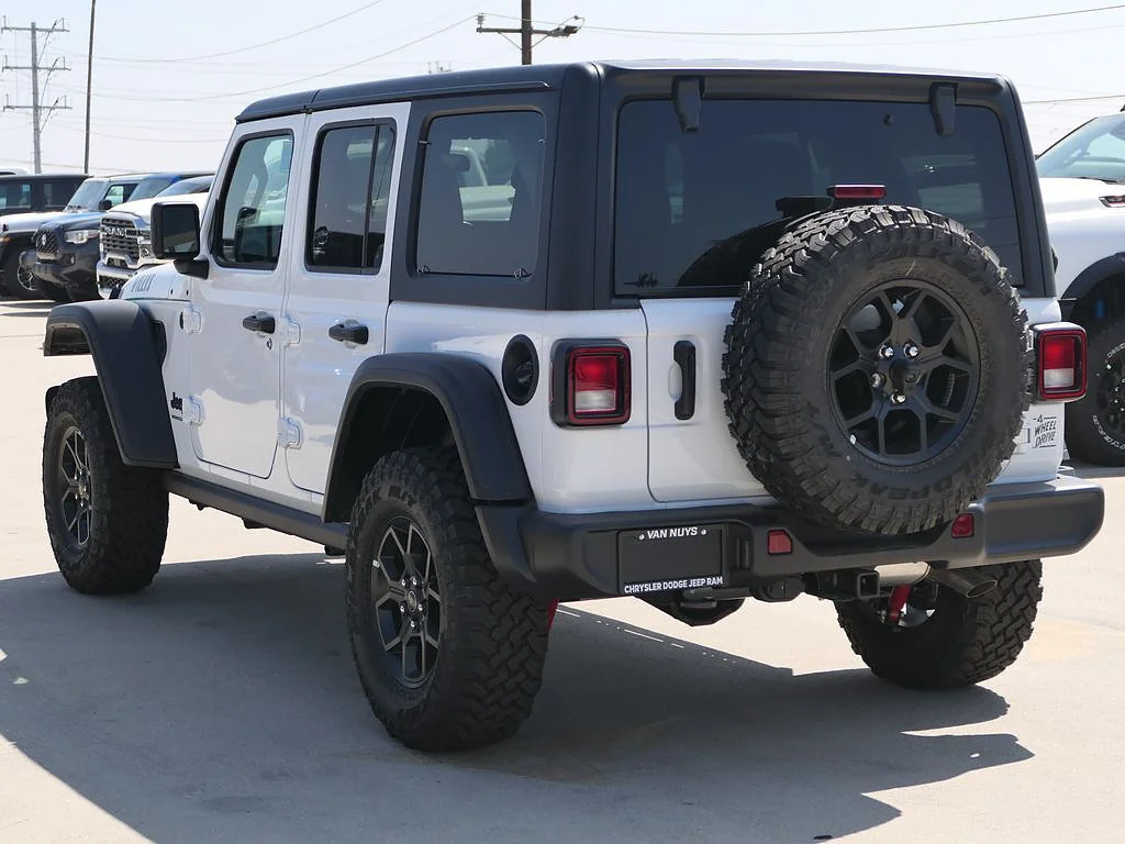 New 2026 Bright White Clear Coat Jeep 4-Door Willys 4x4 image 6