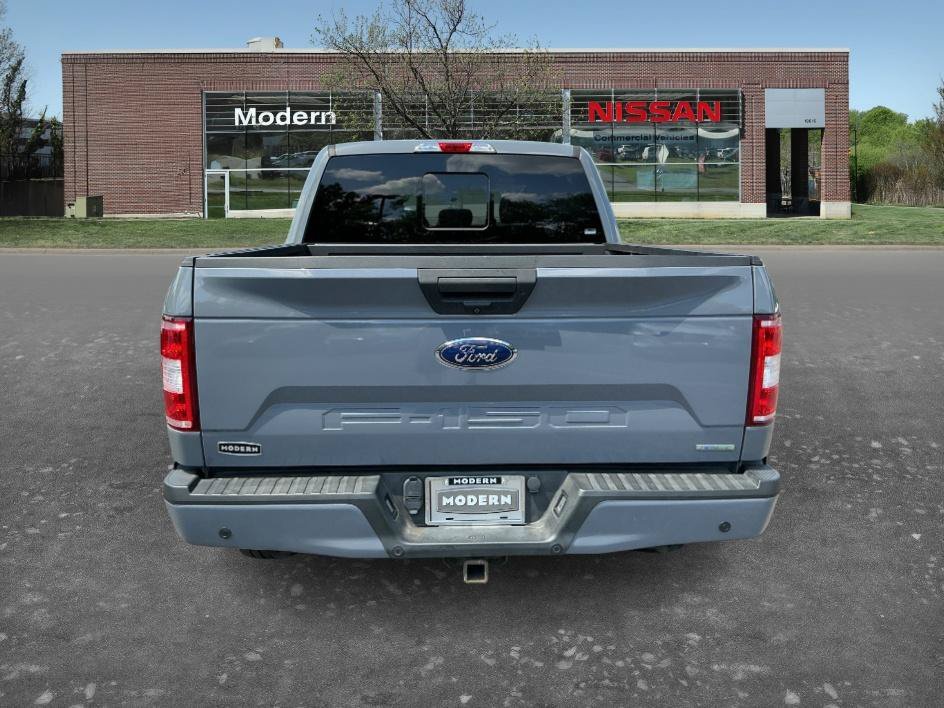Used 2020 Gray Metallic Ford XLT image 1