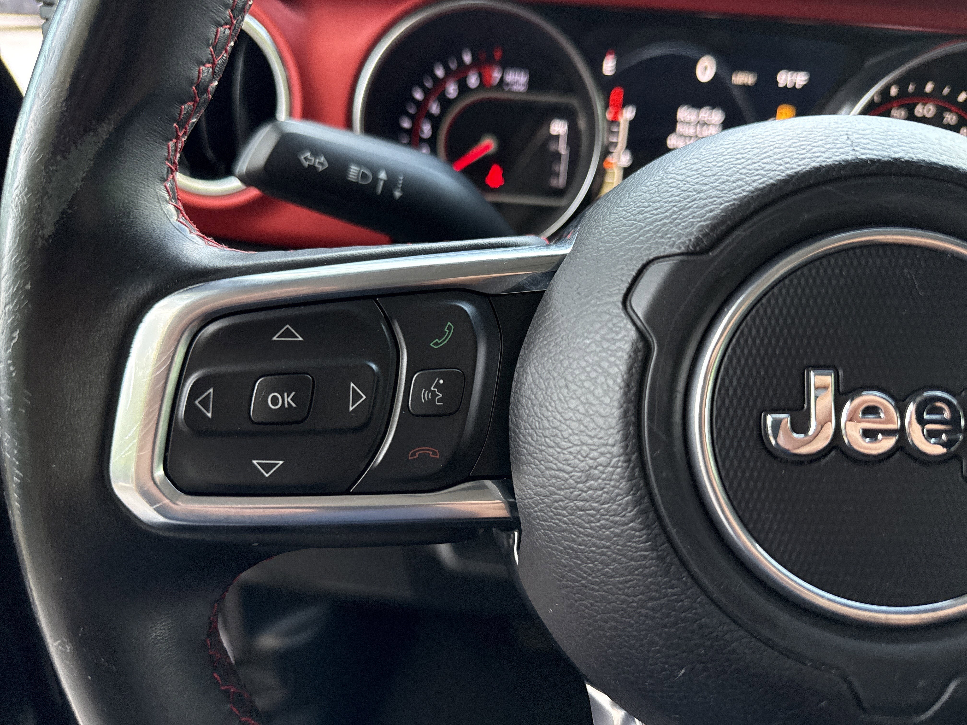 Used 2020 Black Clearcoat Jeep  image 25
