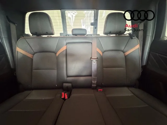 Used 2023 White GMC AT4 image 14