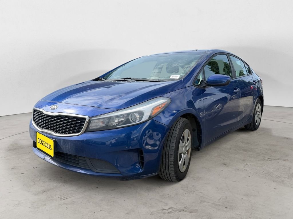 2017 Kia Forte LX AT's photo