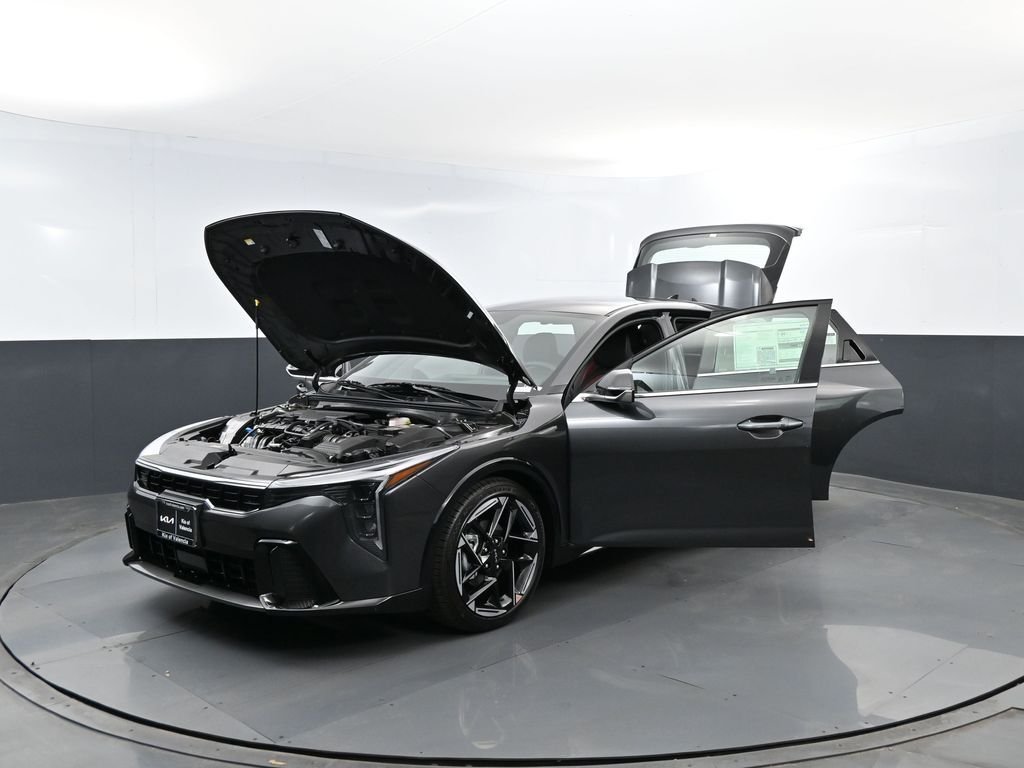 New 2026 Interstellar Gray Kia GT-Line image 9