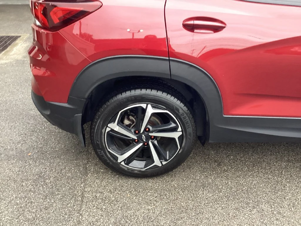 Used 2021 SCARLET RED METALLIC Chevrolet RS image 26