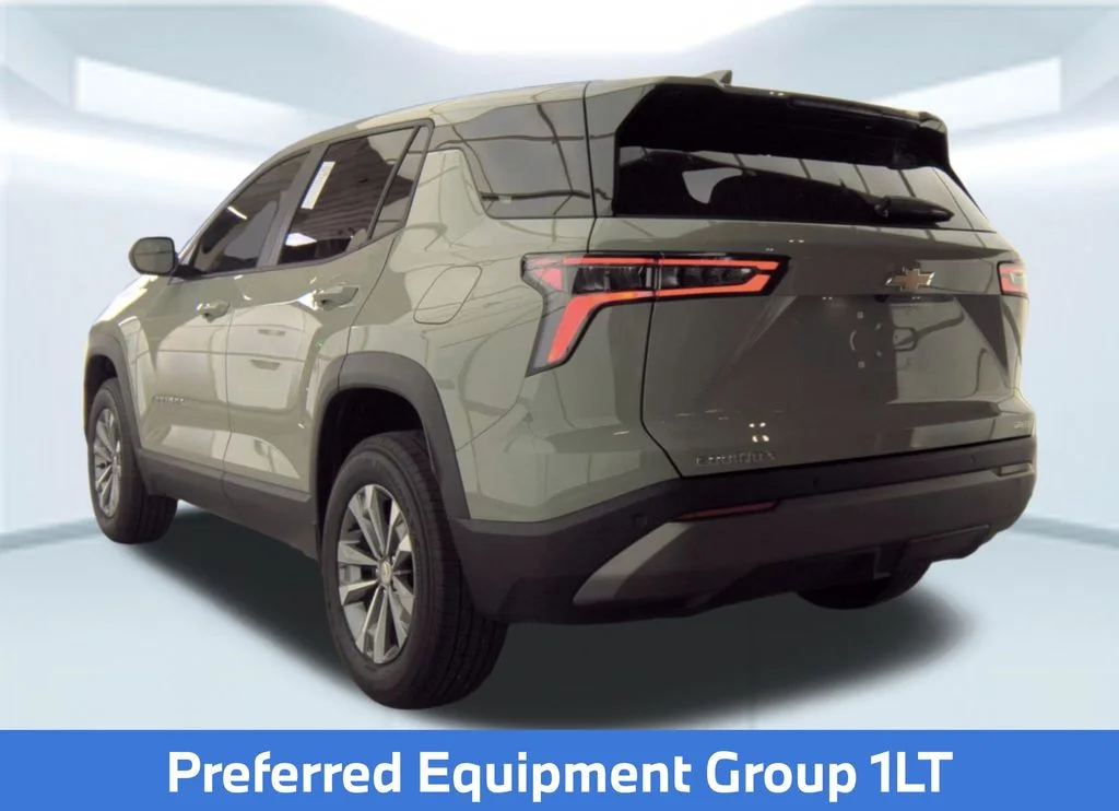 Used 2025 Green Chevrolet LT image 4