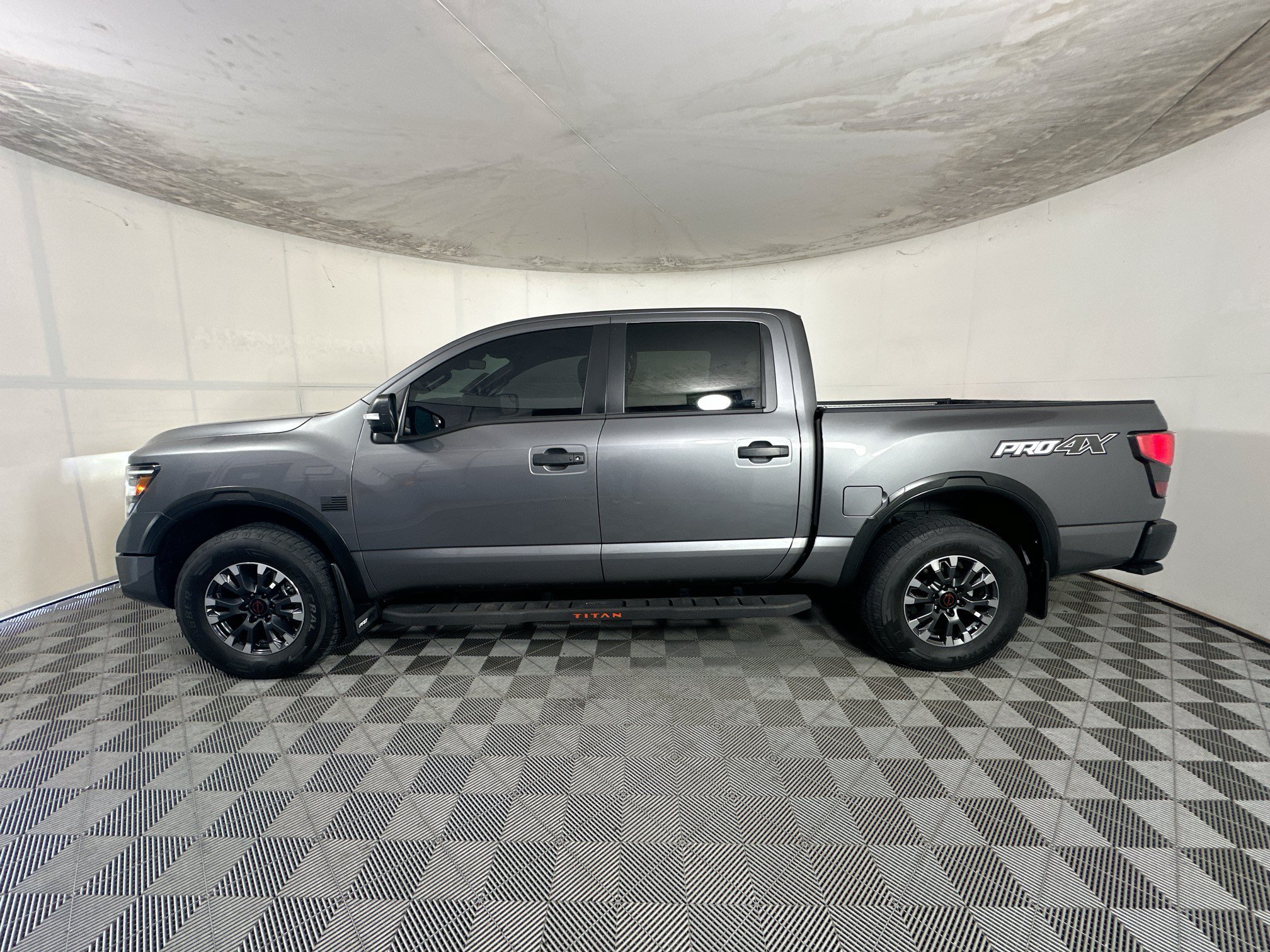 Used 2023 Gun Metallic Nissan PRO-4X image 6