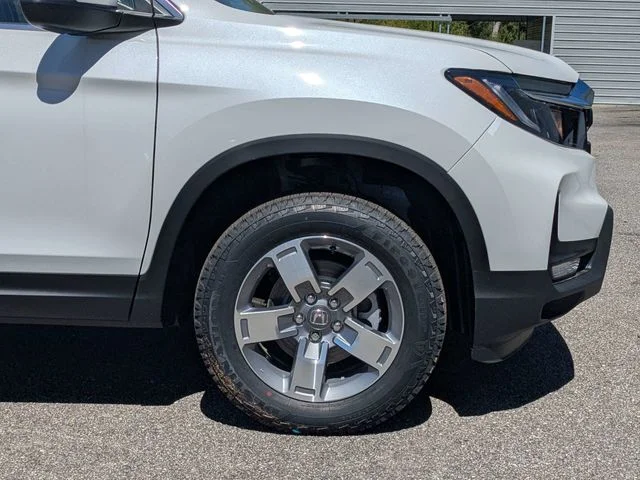 New 2026 Platinum White Pearl Honda RTL image 11