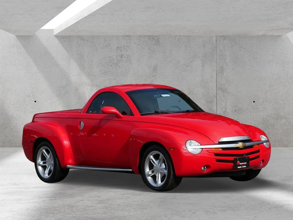 2004 Chevrolet SSR LS's photo
