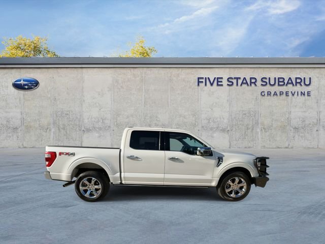Used 2022  Ford Lariat image 9