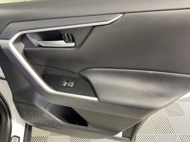 Used 2025 Beige Toyota XLE Premium image 26