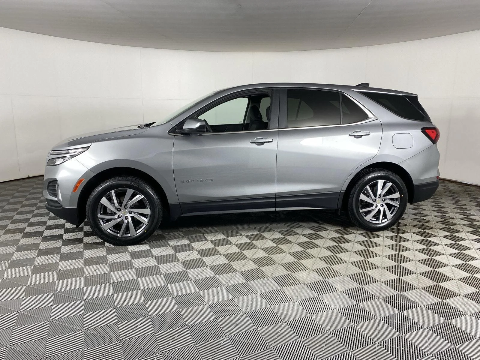 Used 2024 Sterling Gray Metallic Chevrolet LT image 13