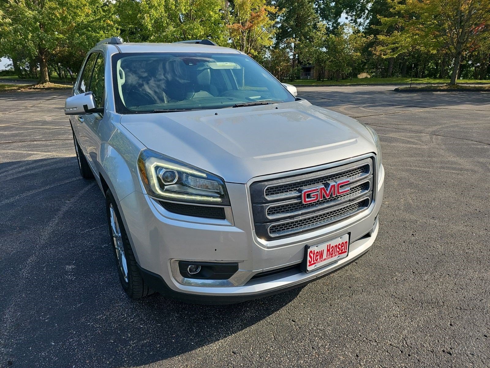 Used 2017 Quicksilver Metallic GMC Limited image 7