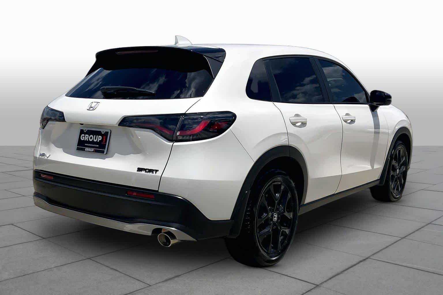 Used 2025 Platinum White Pearl Honda Sport image 13