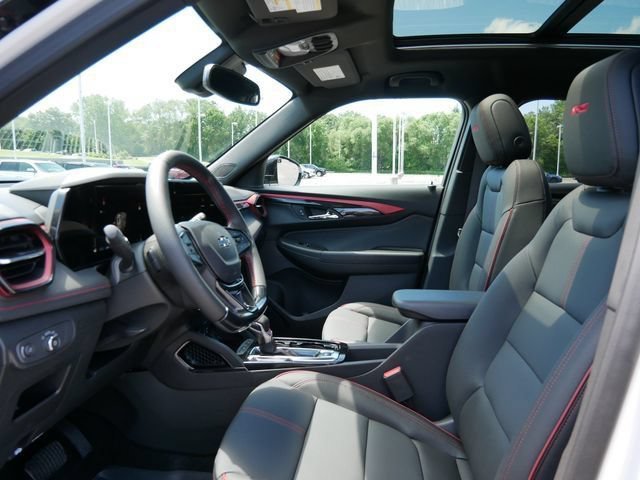 New 2026 Iridescent Pearl Tricoat Chevrolet RS image 6
