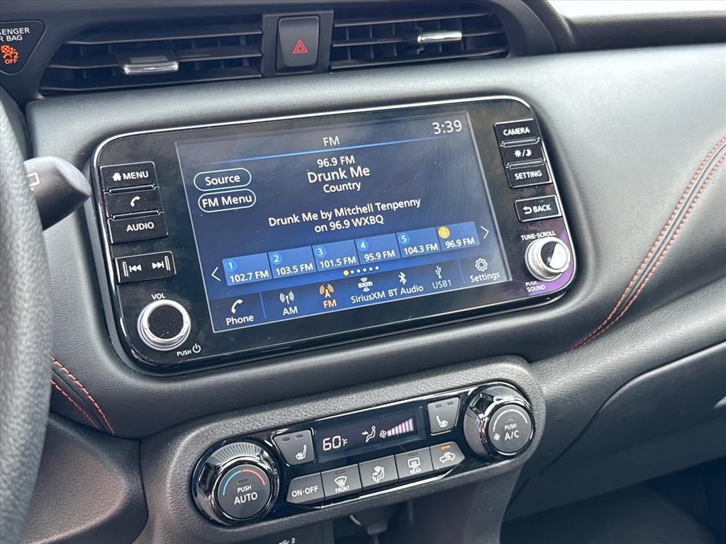 Used 2023 Electric Blue Metallic/Super Black Nissan SR image 22