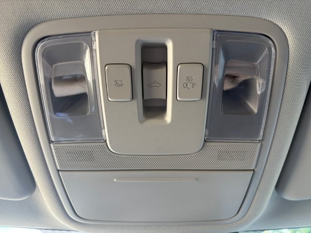 Used 2024 Gravity Gray Kia GT-Line image 27