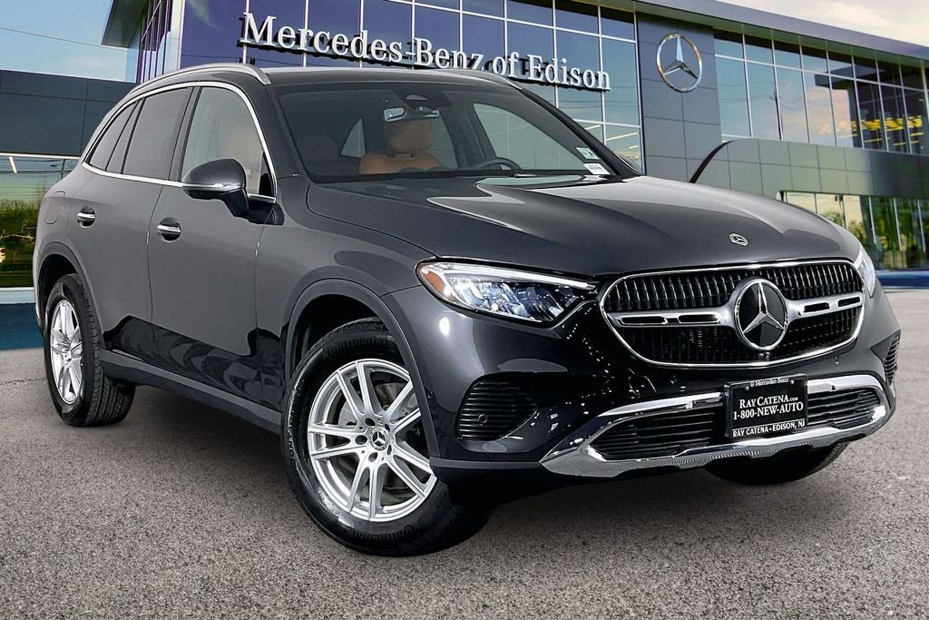 2026 Mercedes-Benz GLC GLC 300 4MATIC's photo