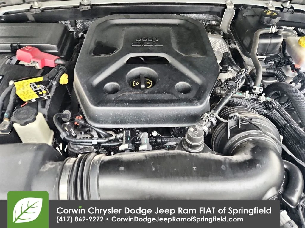 Certified Used 2025 White Jeep Rubicon image 34