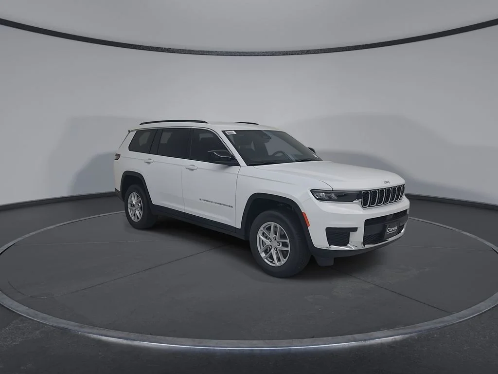 New 2026 Bright White Clear-Coat Exterior Paint Jeep Laredo image 3