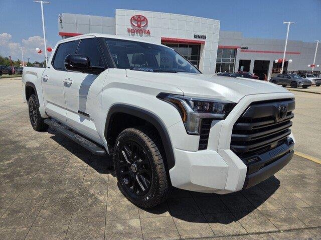 Used 2024 Wind Chill Pearl Toyota Limited HV image 7