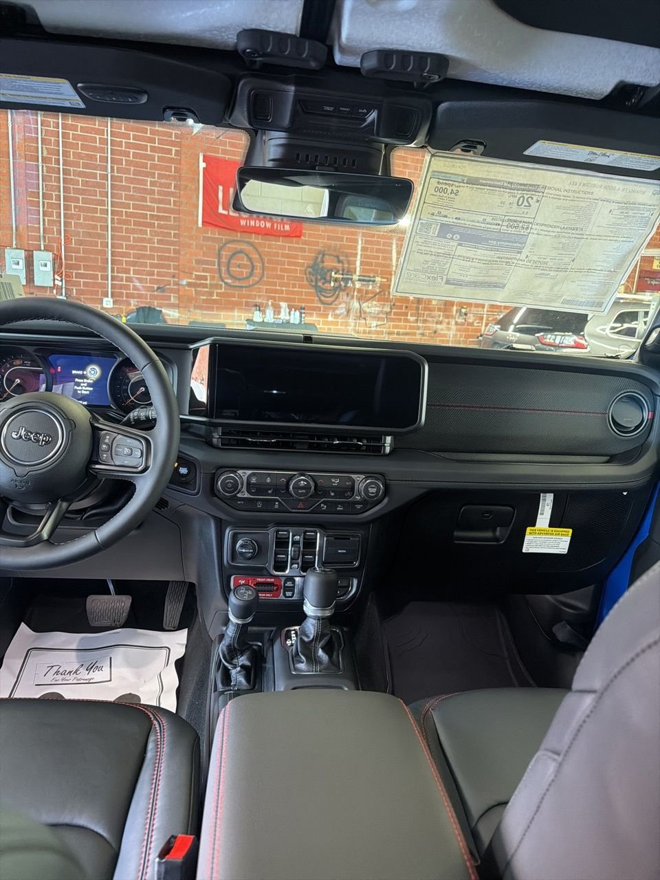 New 2026 Hydro Blue Pearl-Coat Exterior Paint Jeep Rubicon X image 22