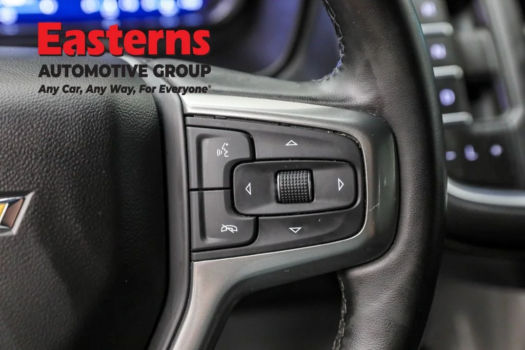 Used 2023 White Chevrolet Premier image 16