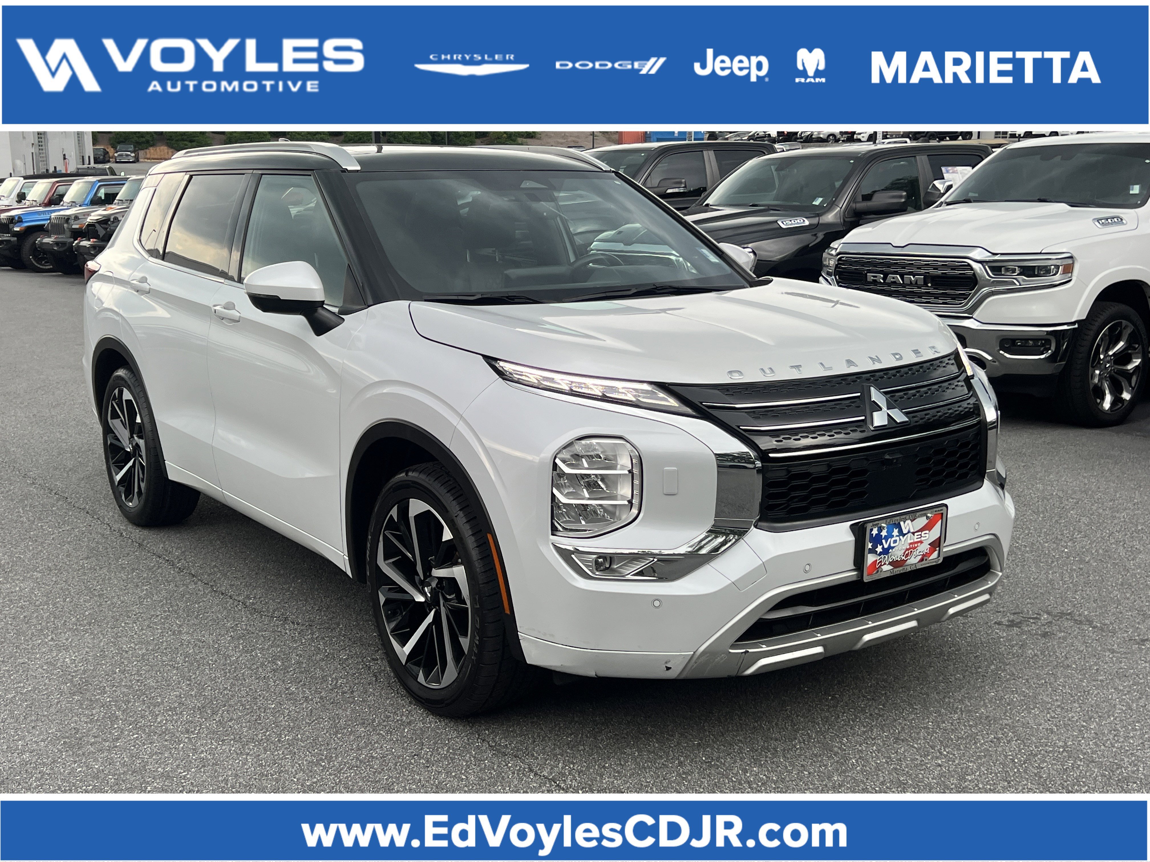 2023 Mitsubishi Outlander SEL S-AWC's photo