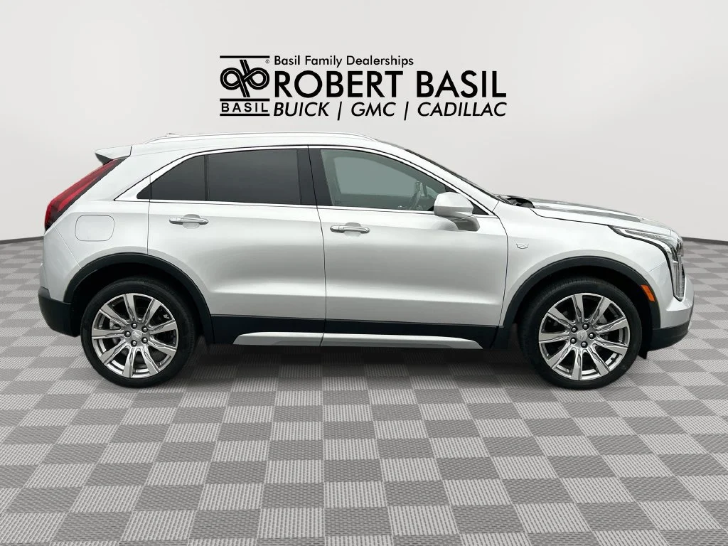 Used 2019 RADIANT SILVER METALLIC Cadillac AWD Premium Luxury image 9