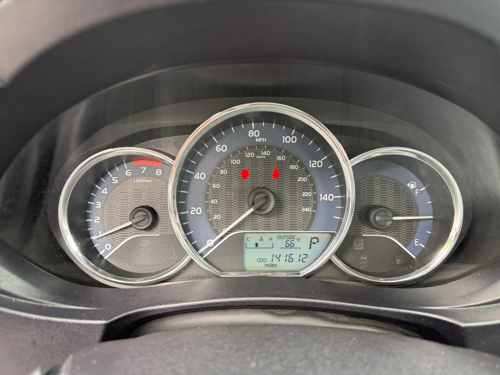 Used 2015 Slate Metallic Toyota LE image 11