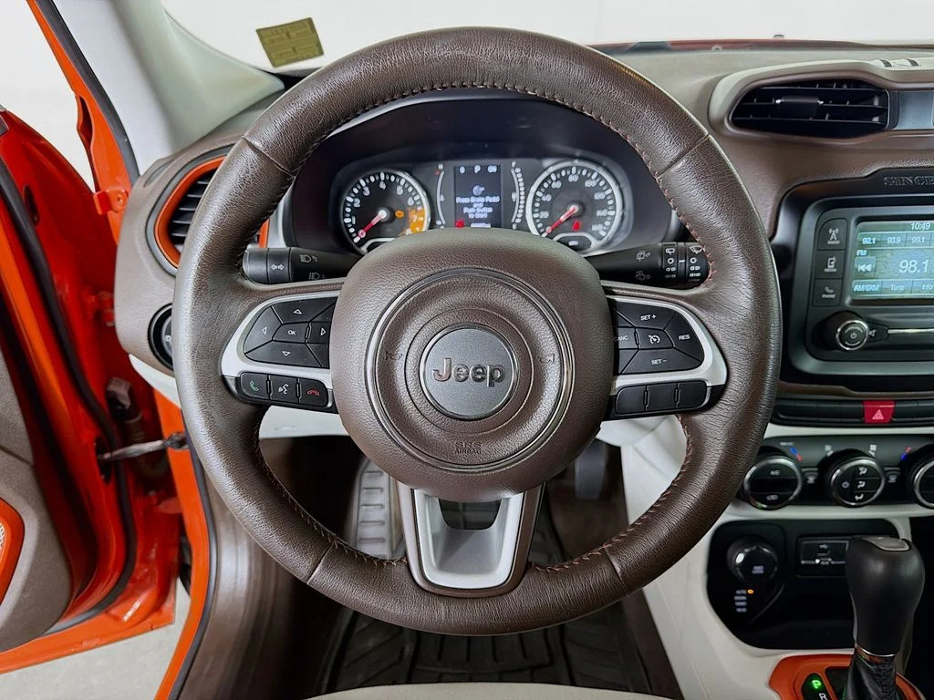 Used 2015 Orange Jeep Latitude image 13