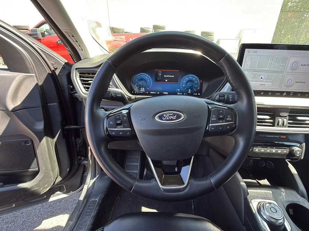 Used 2024 Carbonized Grey Metallic Ford Platinum image 16