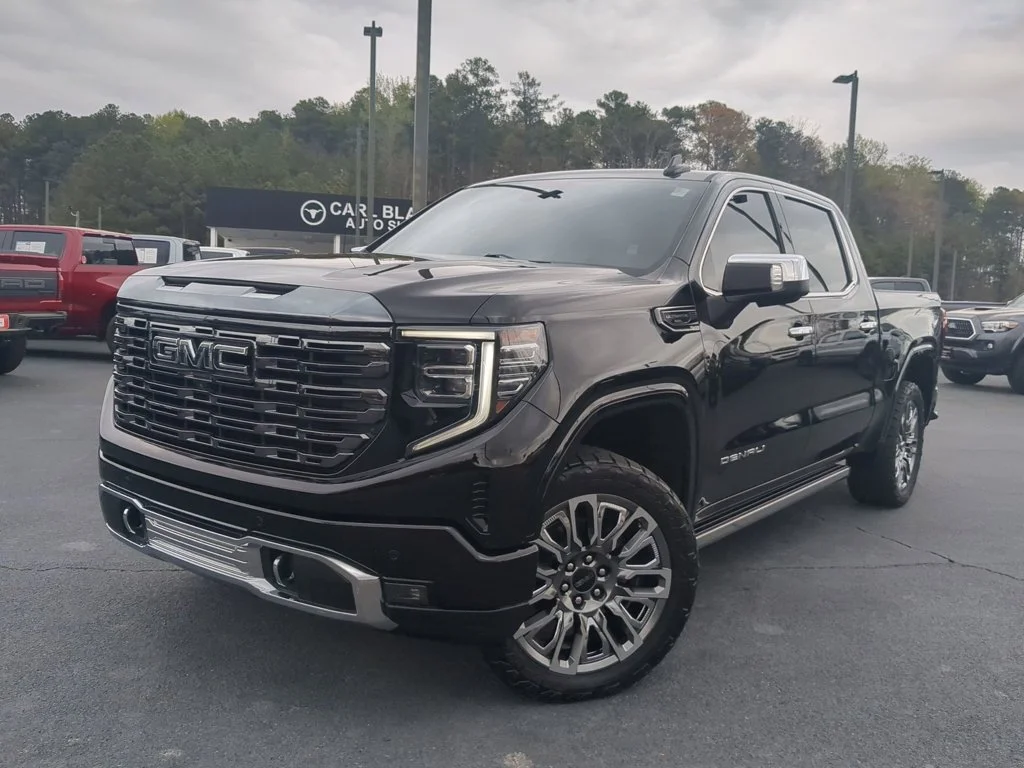 Used 2023 Onyx Black GMC Denali Ultimate image 1