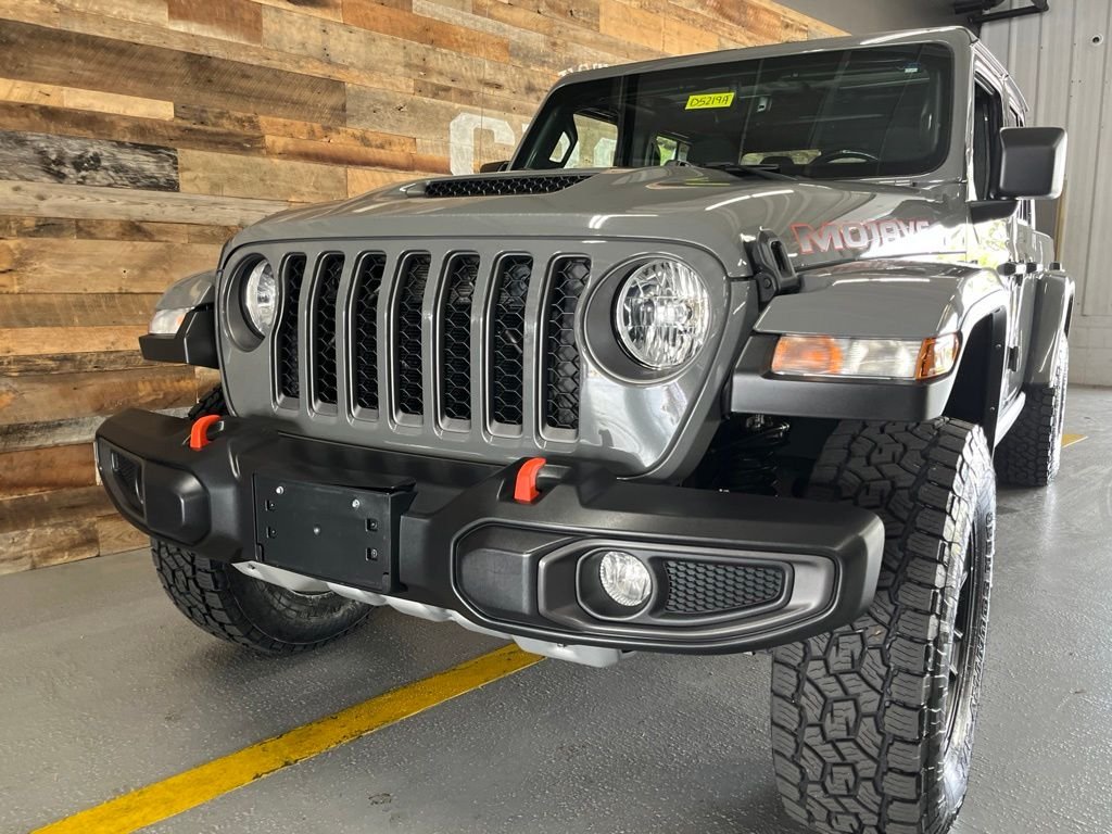 Used 2022 Gray Clearcoat Jeep Mojave image 13