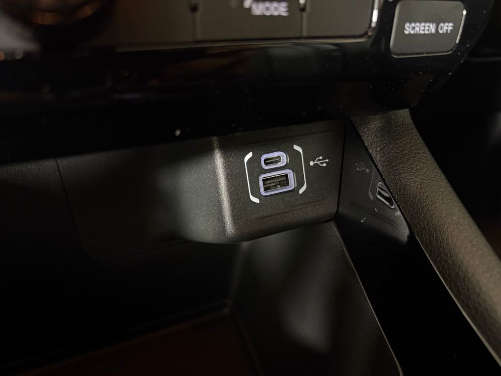 New 2026 Joose (DISC) Jeep Latitude image 29
