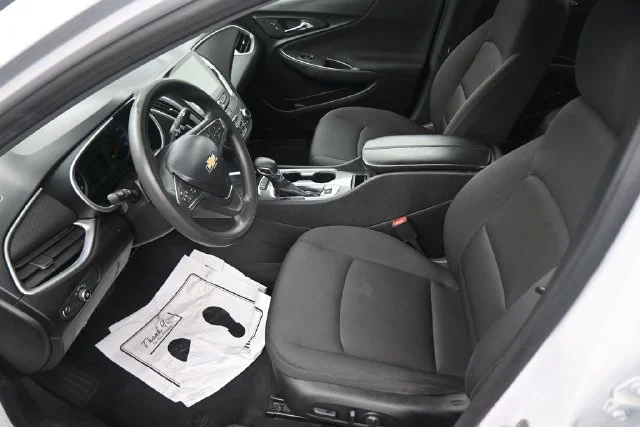 Used 2024 White Chevrolet LT image 21
