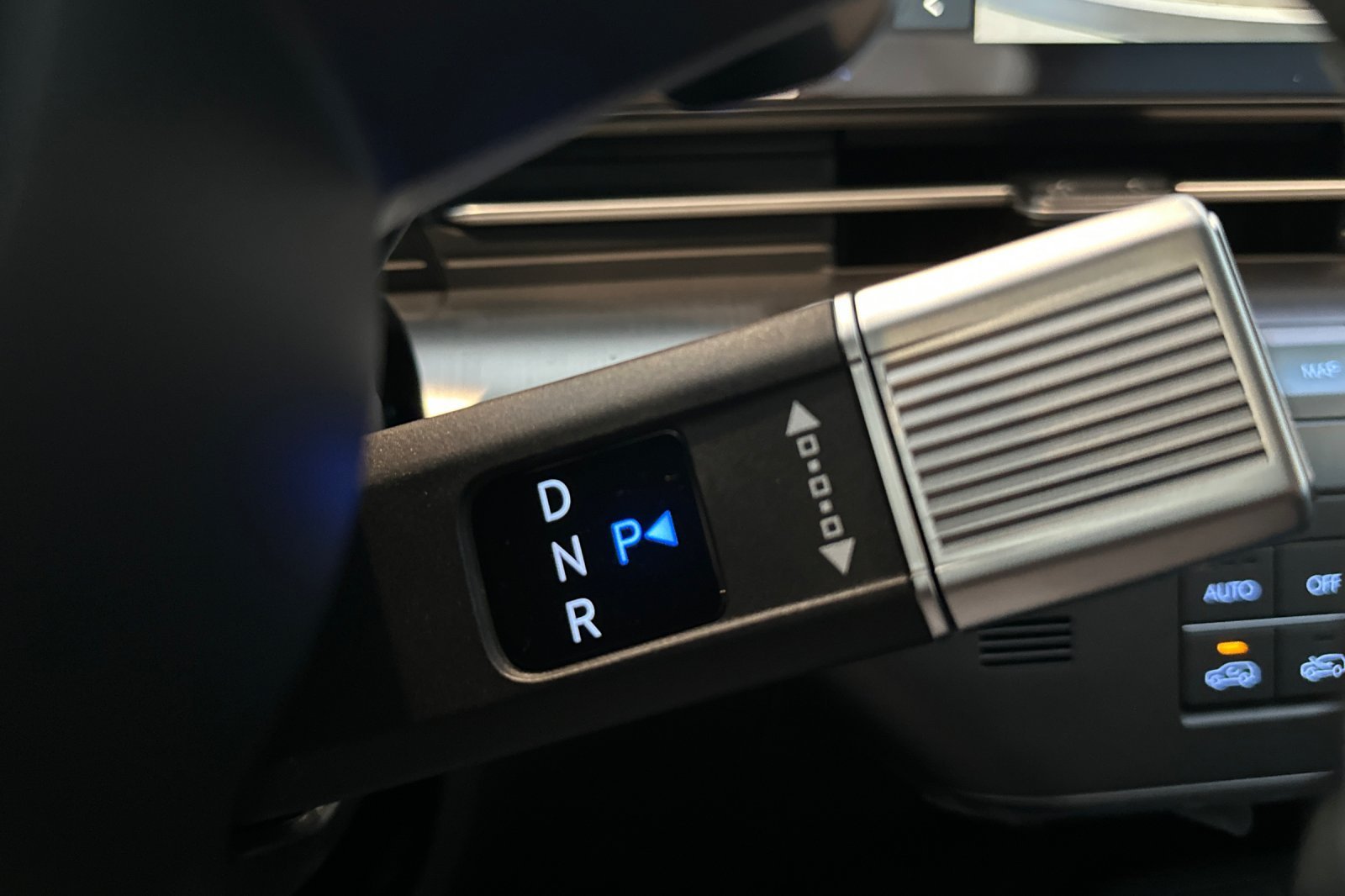 New 2026 Cyber Gray Metallic Hyundai SEL Premium image 21