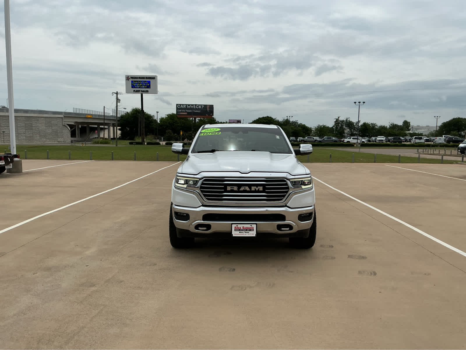 Used 2022 Bright White Clearcoat Ram Longhorn image 3