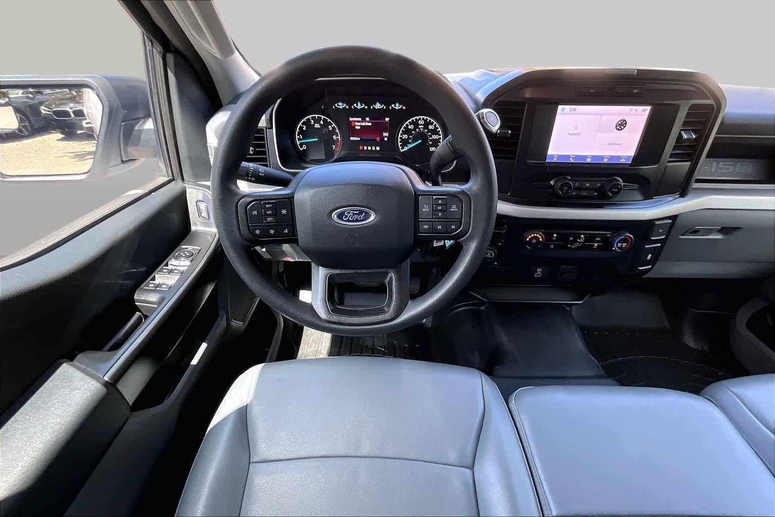 Used 2023 Oxford White Ford XL image 16