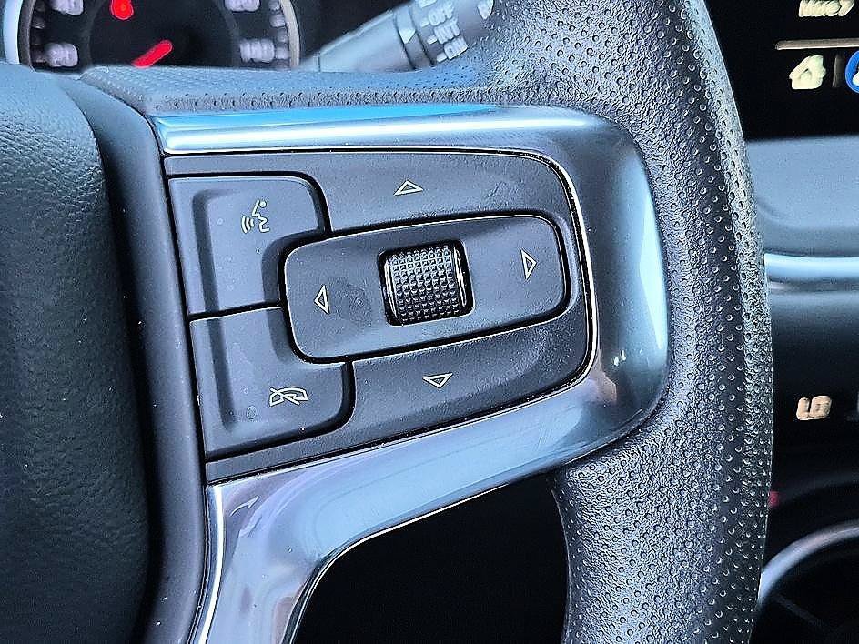Used 2024 Sterling Gray Metallic Chevrolet LT image 17