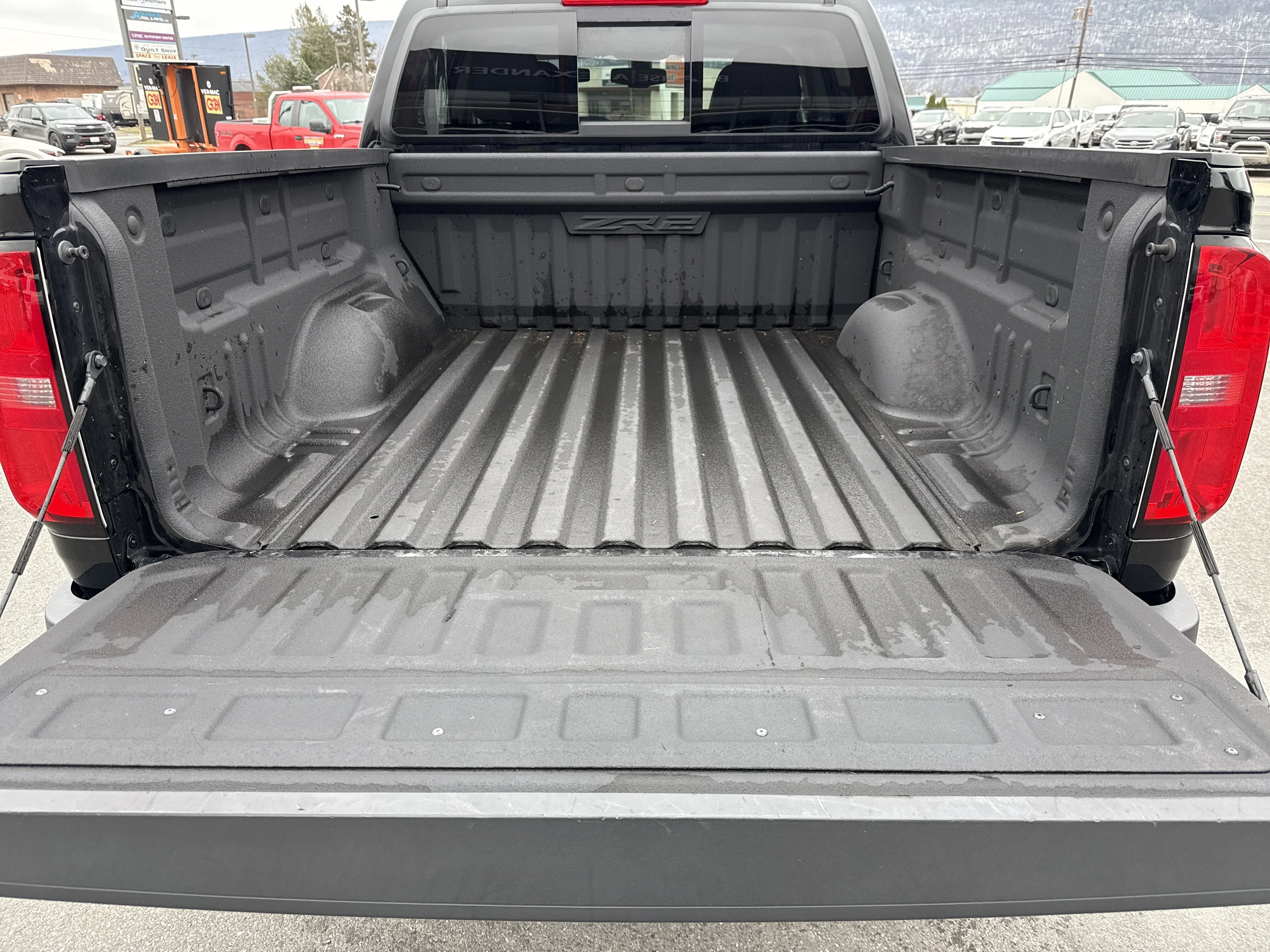 Used 2021 Black Chevrolet 4WD ZR2 image 5