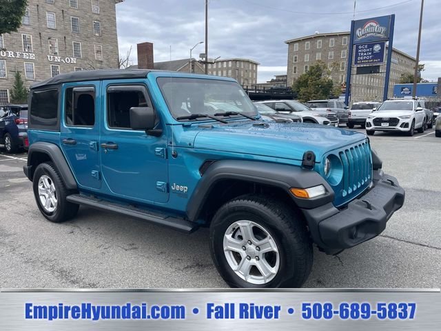 Used 2019 Bikini Pearlcoat Jeep Unlimited Sport S image 2